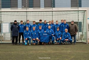 Neue Jacken für die A-Junioren