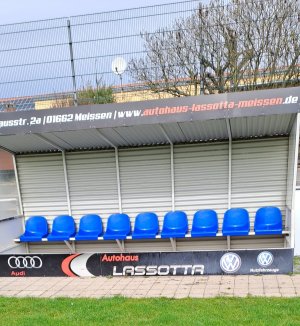 Neue Sitzschalen Auswechselbänke